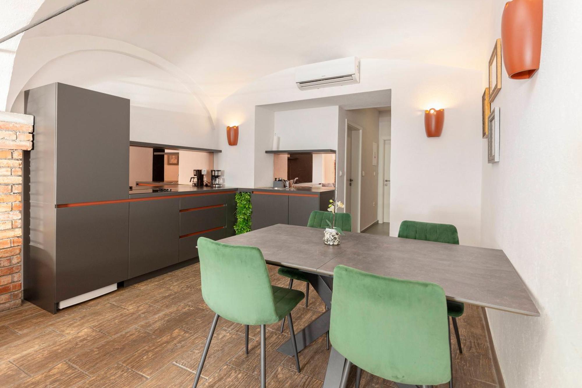 Aroma Apartments 류블랴나 외부 사진